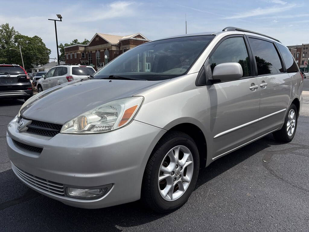 Used 2005 Toyota Sienna XLE FWD image 1