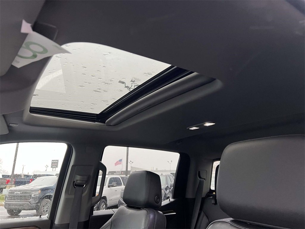 Certified 2022 Chevrolet Silverado 1500 RST w/ Convenience Package II image 28