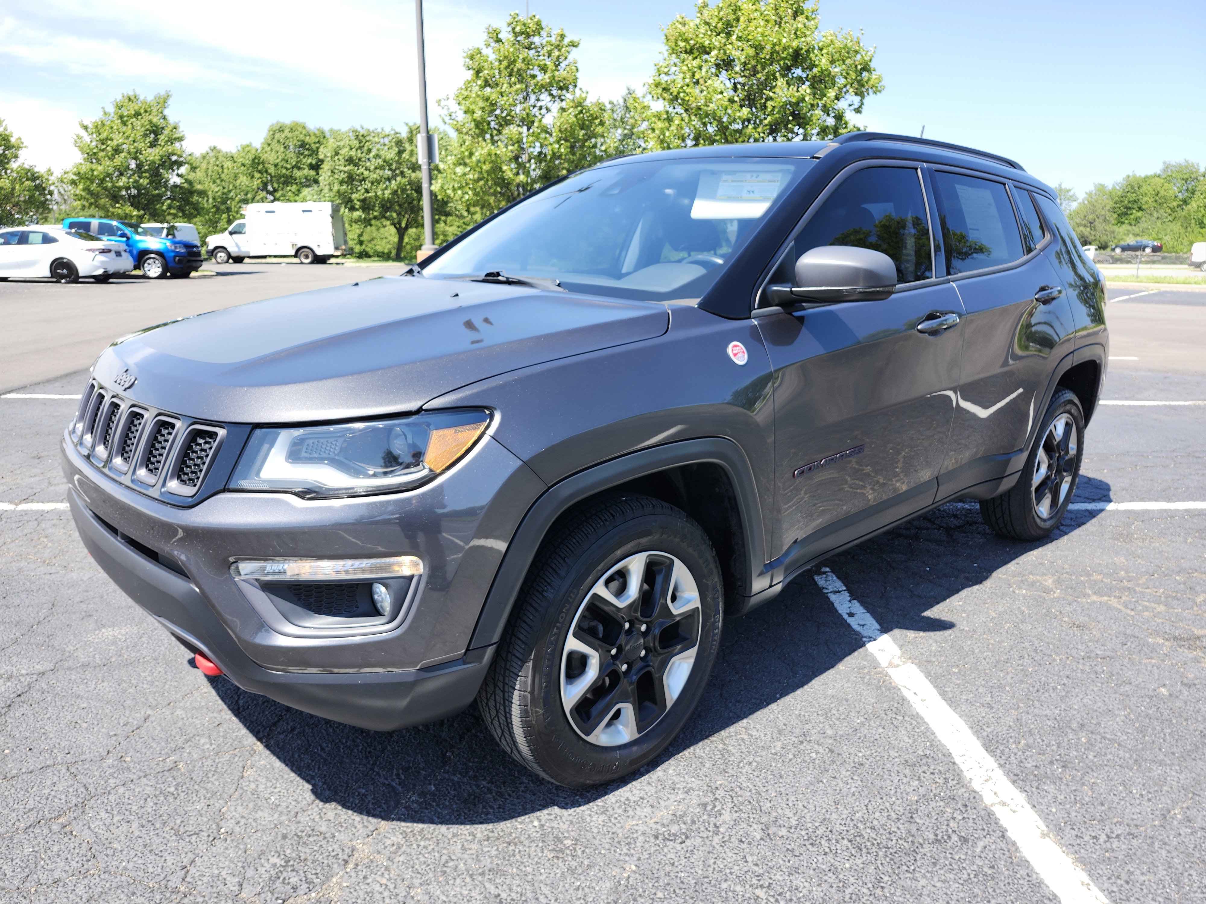 Used 2017 Jeep Compass Trailhawk w/ Leather Interior Group AWD/4WD image 12