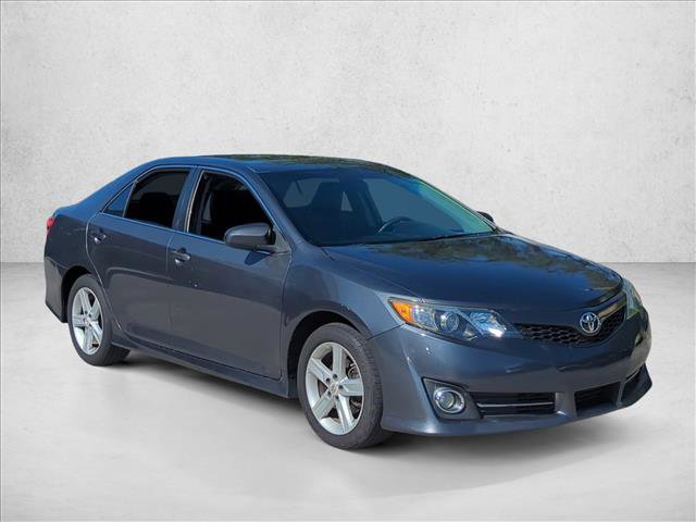 Used 2012 Toyota Camry SE image 3