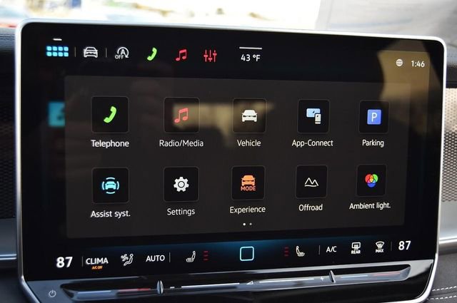 New 2026 Volkswagen Tiguan SE image 15