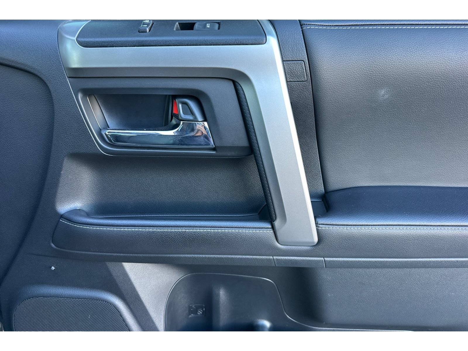 Used 2023 Toyota 4Runner SR5 Premium w/ Moonroof Package RWD image 20