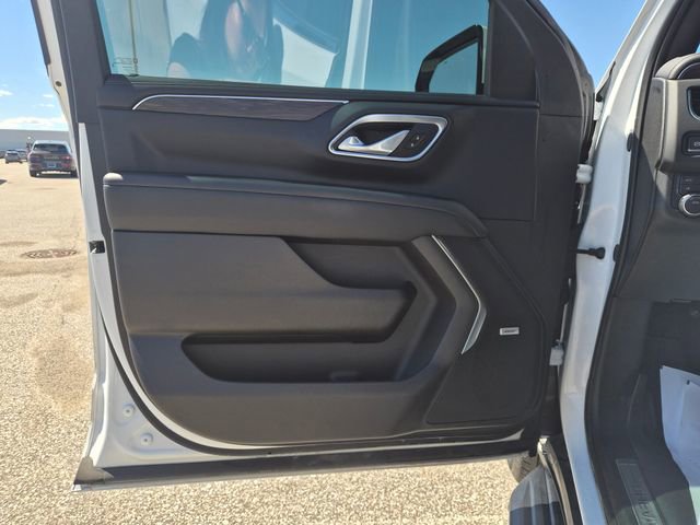 Used 2024 Chevrolet Tahoe LT w/ Luxury Package AWD/4WD image 13