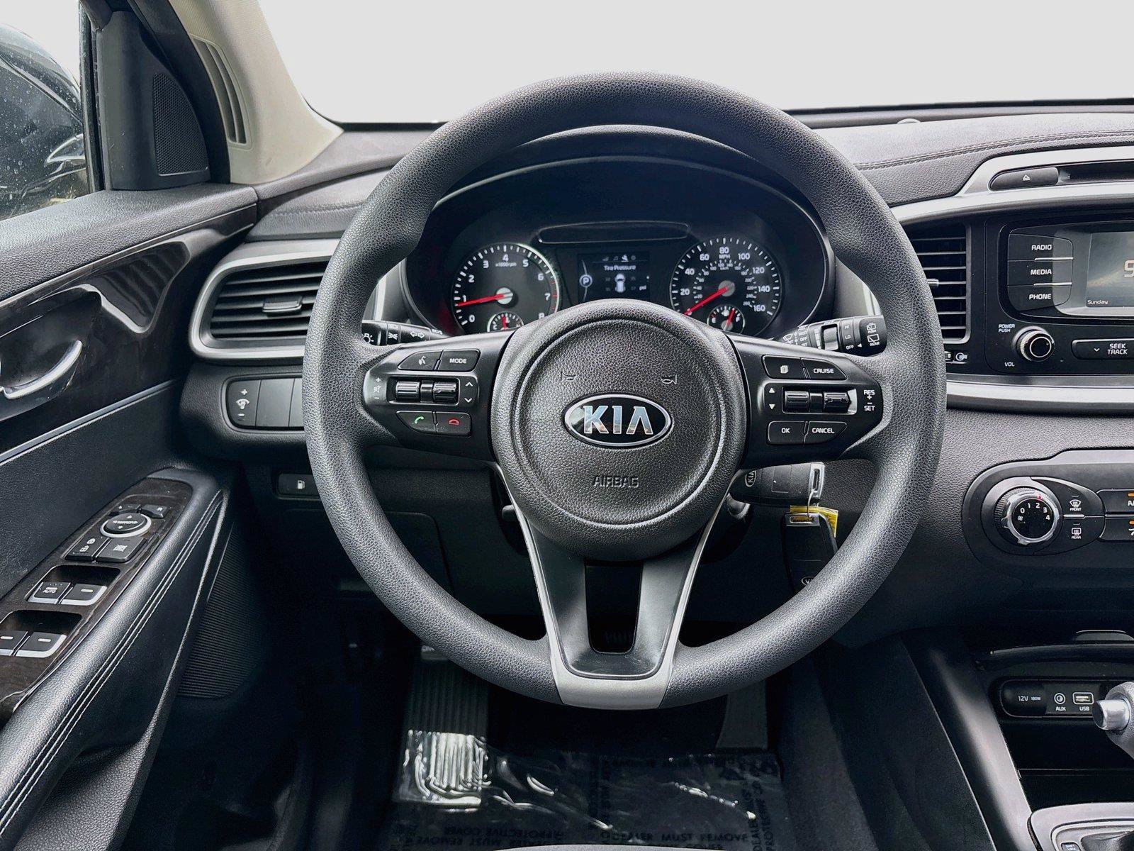 Used 2016 Kia Sorento FWD image 13