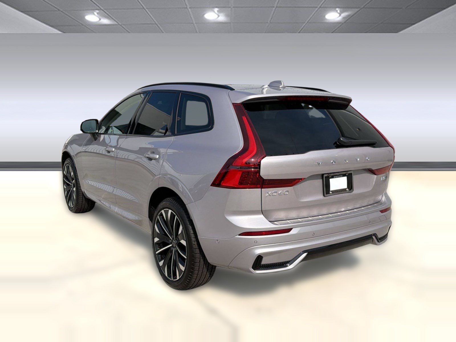 New 2026 Volvo XC60 B5 Ultra w/ Protection Package Premier AWD/4WD image 3