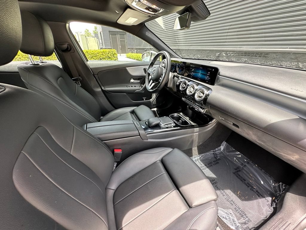 Used 2021 Mercedes-Benz A 220 image 38