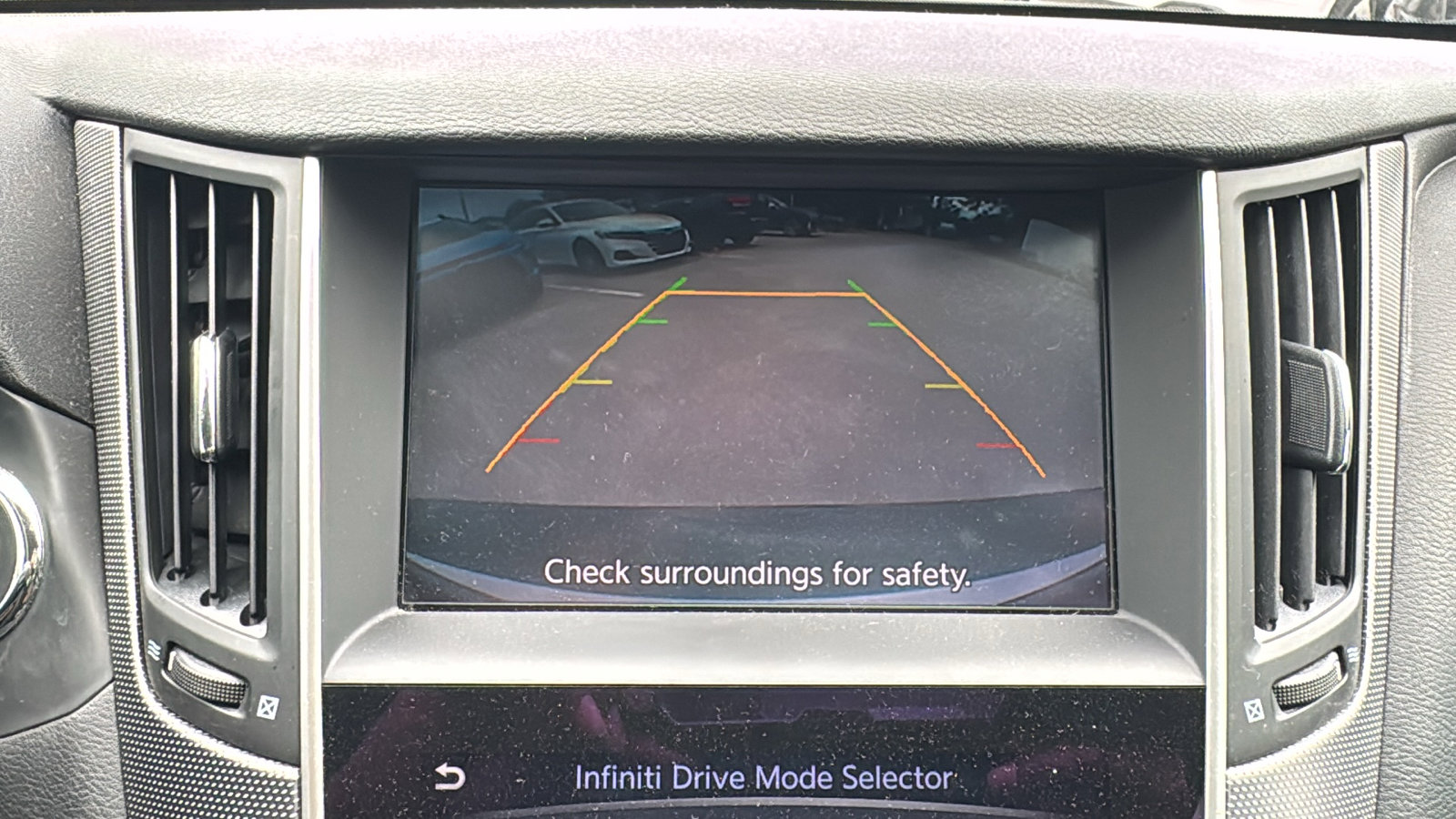 Used 2016 INFINITI Q50 3.0t Premium w/ Cargo Package RWD image 16