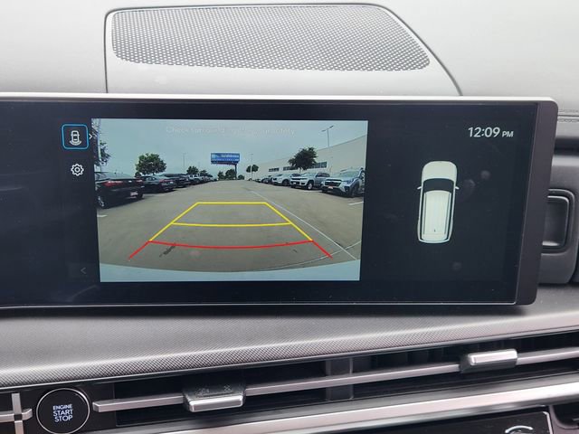 Used 2025 Hyundai Santa Fe SE FWD image 13