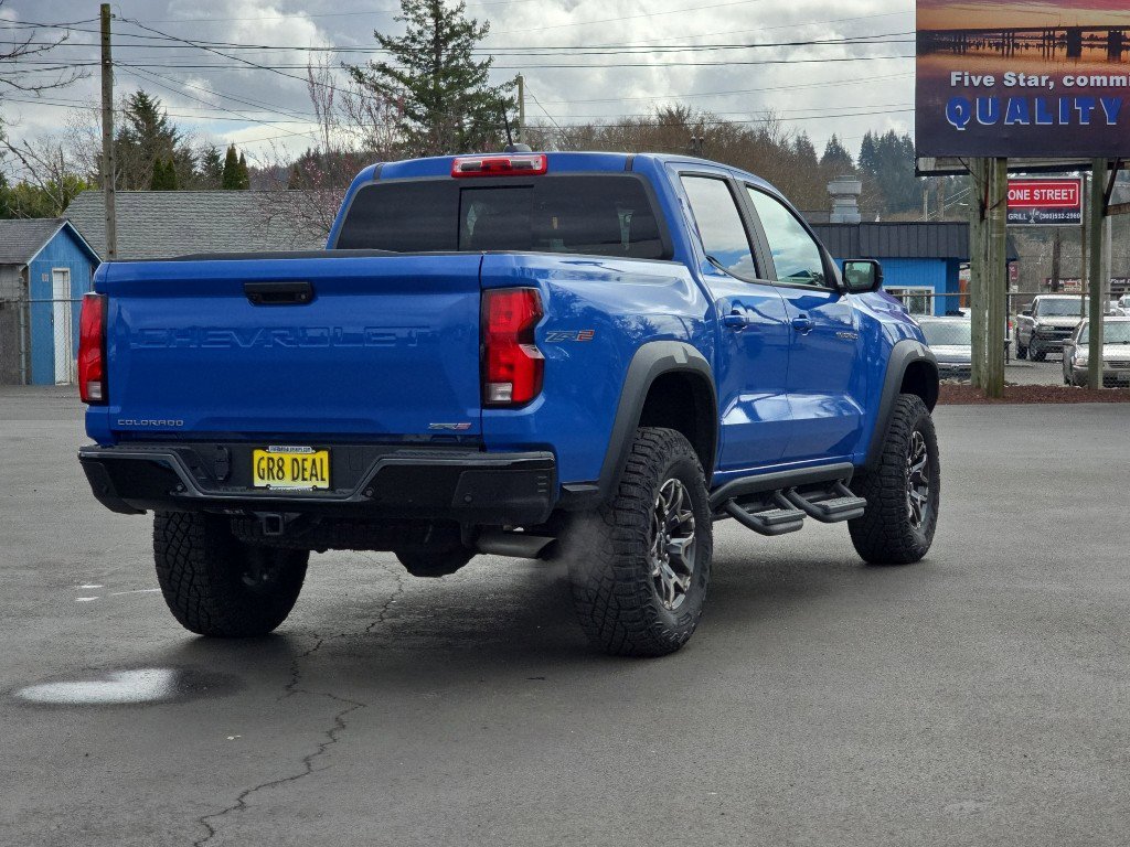 Used 2025 Chevrolet Colorado ZR2 w/ Technology Package image 5