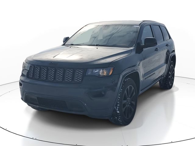 Used 2018 Jeep Grand Cherokee Altitude image 2