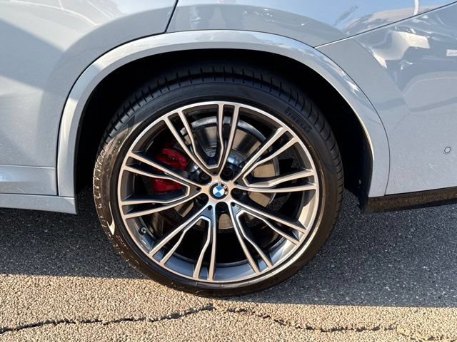 Used 2025 BMW X4 M40i AWD/4WD image 14