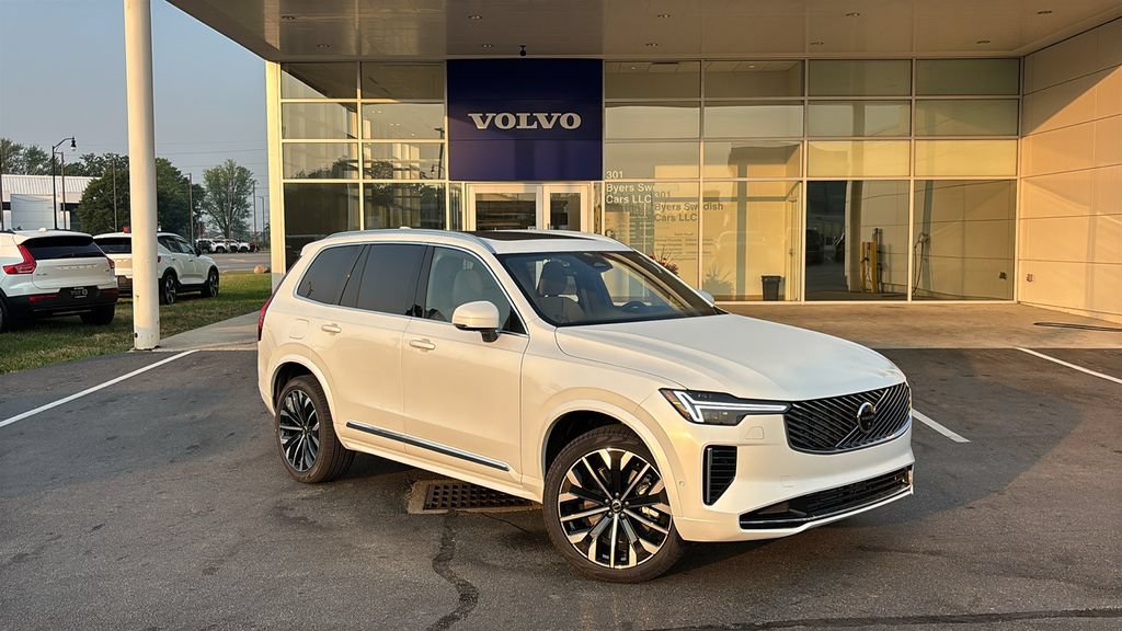 New 2026 Volvo XC90 T8 Plus w/ Protection Package AWD/4WD image 2