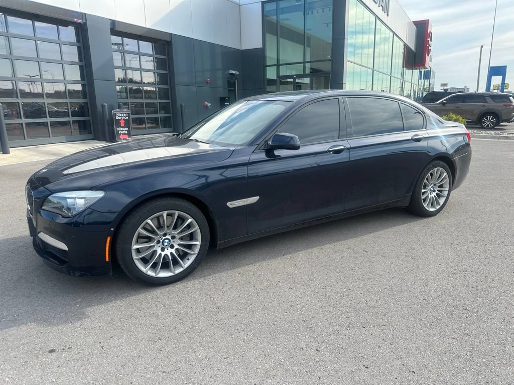 Used 2010 BMW 750Li RWD image 6
