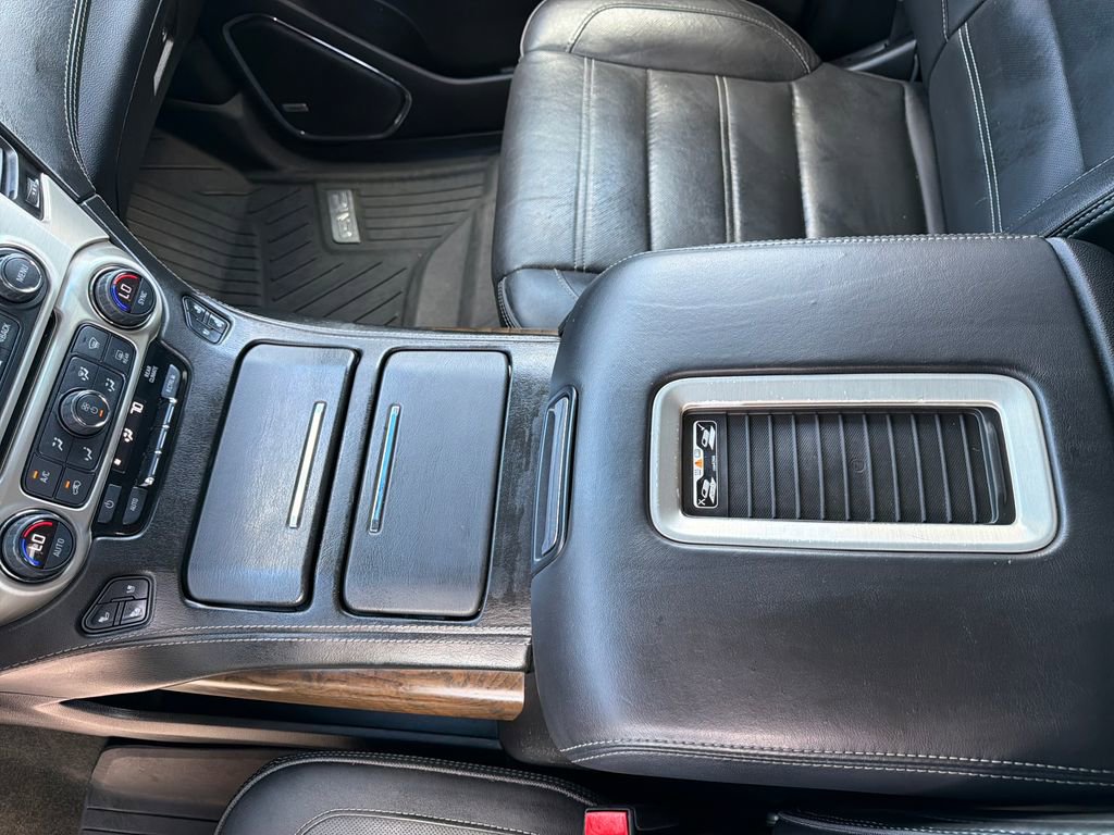 Used 2018 GMC Yukon XL Denali w/ Denali Ultimate Package AWD/4WD image 33
