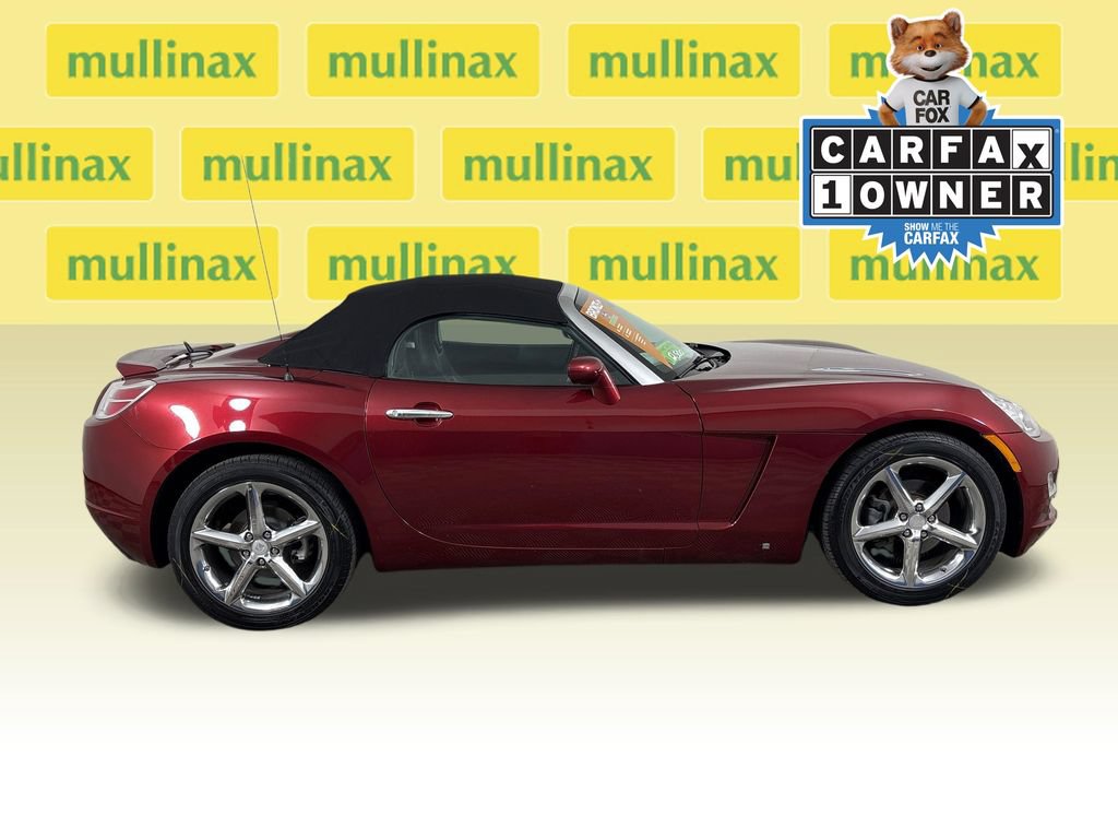 Used 2009 Saturn Sky w/ Premium Trim Package RWD image 2