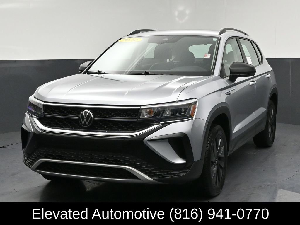 Used 2024 Volkswagen Taos S w/ MDO Package image 3