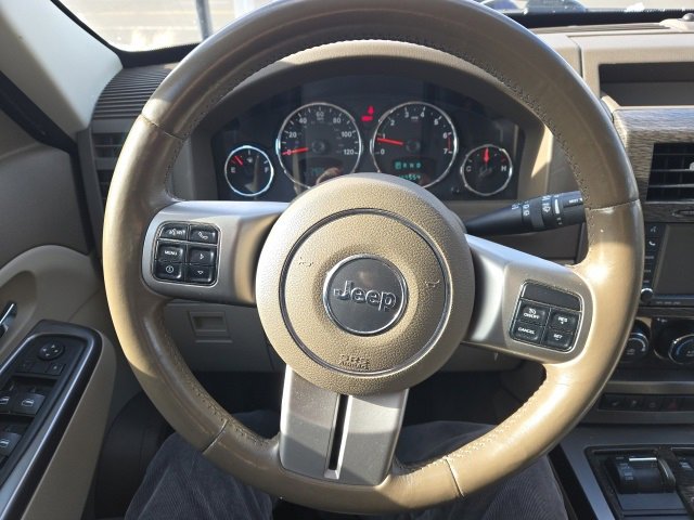 Used 2011 Jeep Liberty Limited image 5