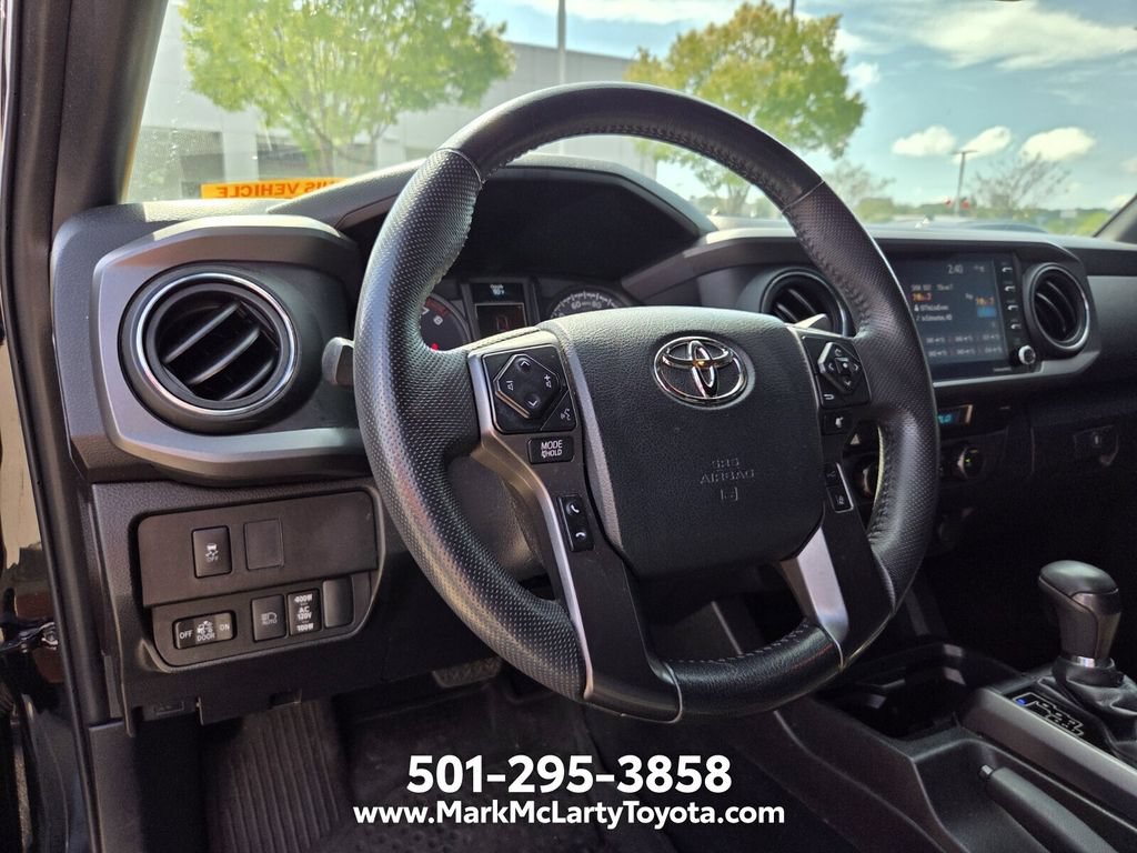 Used 2023 Toyota Tacoma TRD Off-Road w/ Technology Package AWD/4WD image 10