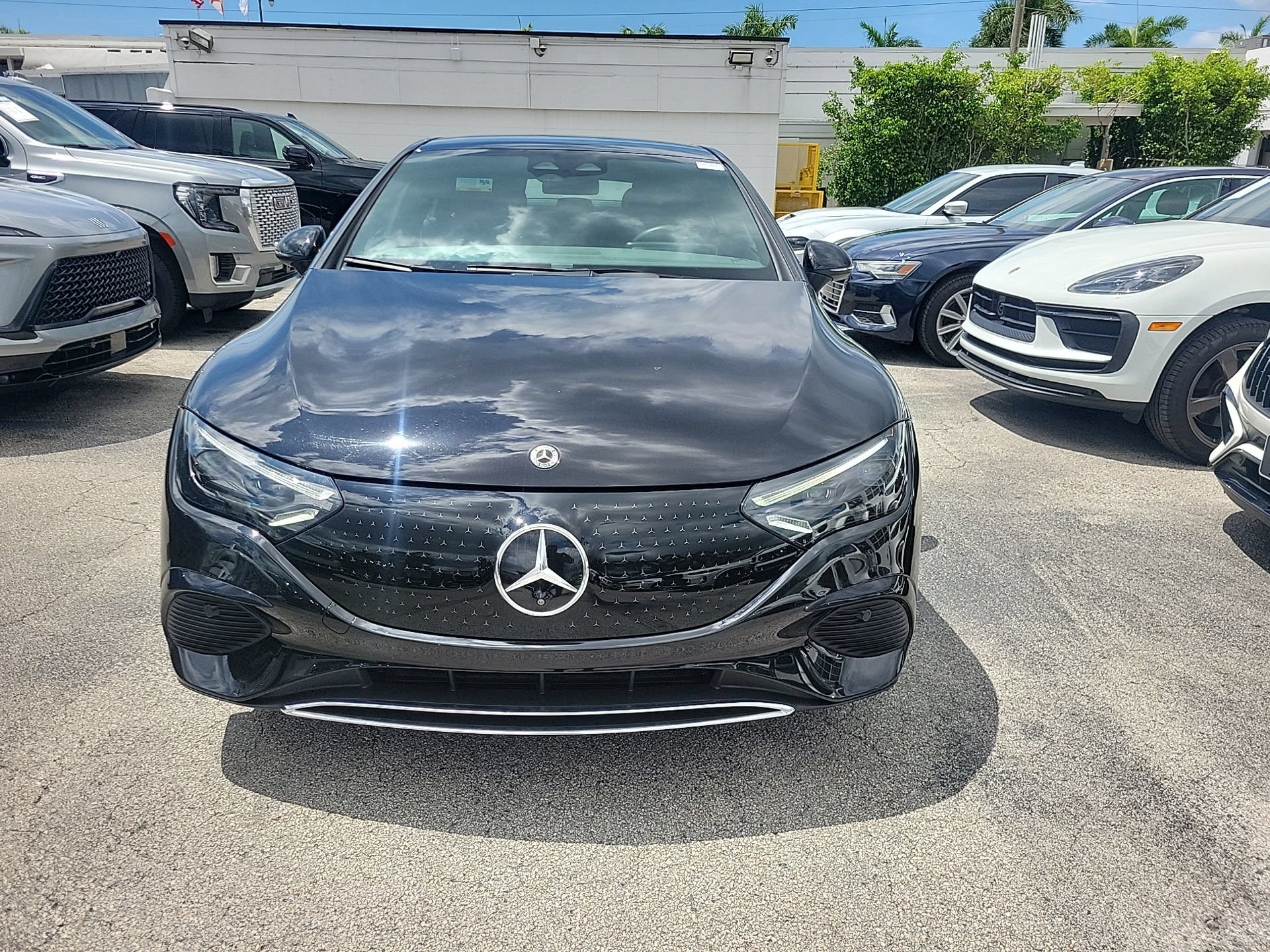Used 2023 Mercedes-Benz EQE 350+ Sedan video 2