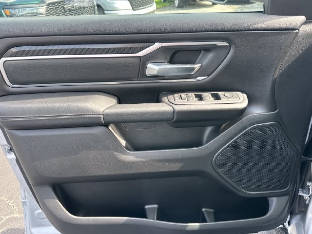 New 2027 RAM 1500 4x4 Crew Cab image 12
