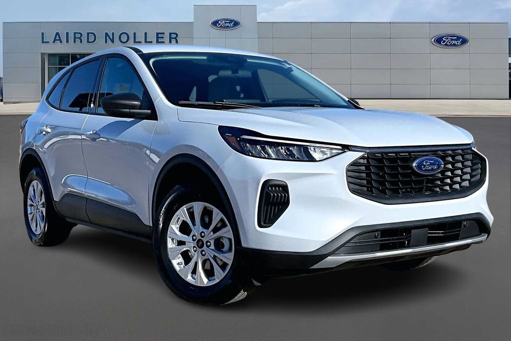 New 2026 Ford Escape Active w/ Tech Pack #1 image 2