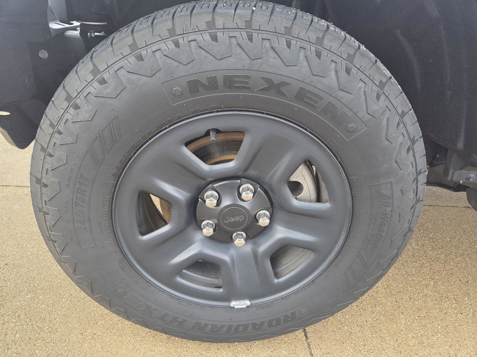 Used 2025 Jeep Wrangler Sport image 49