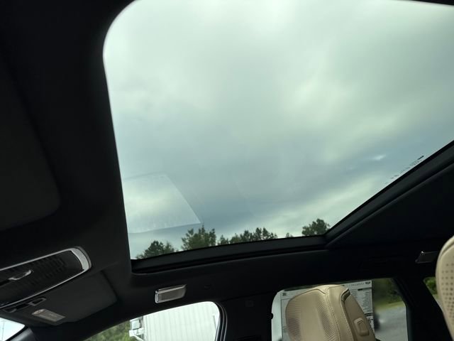 New 2026 Cadillac Lyriq Signature Sport image 21