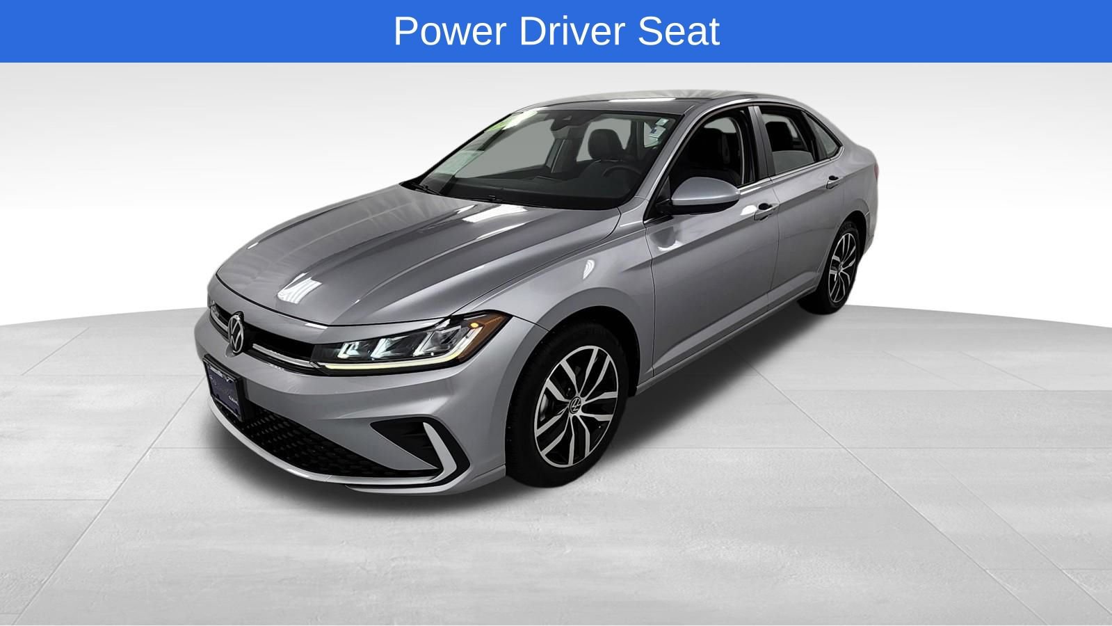 Used 2025 Volkswagen Jetta SE FWD image 7