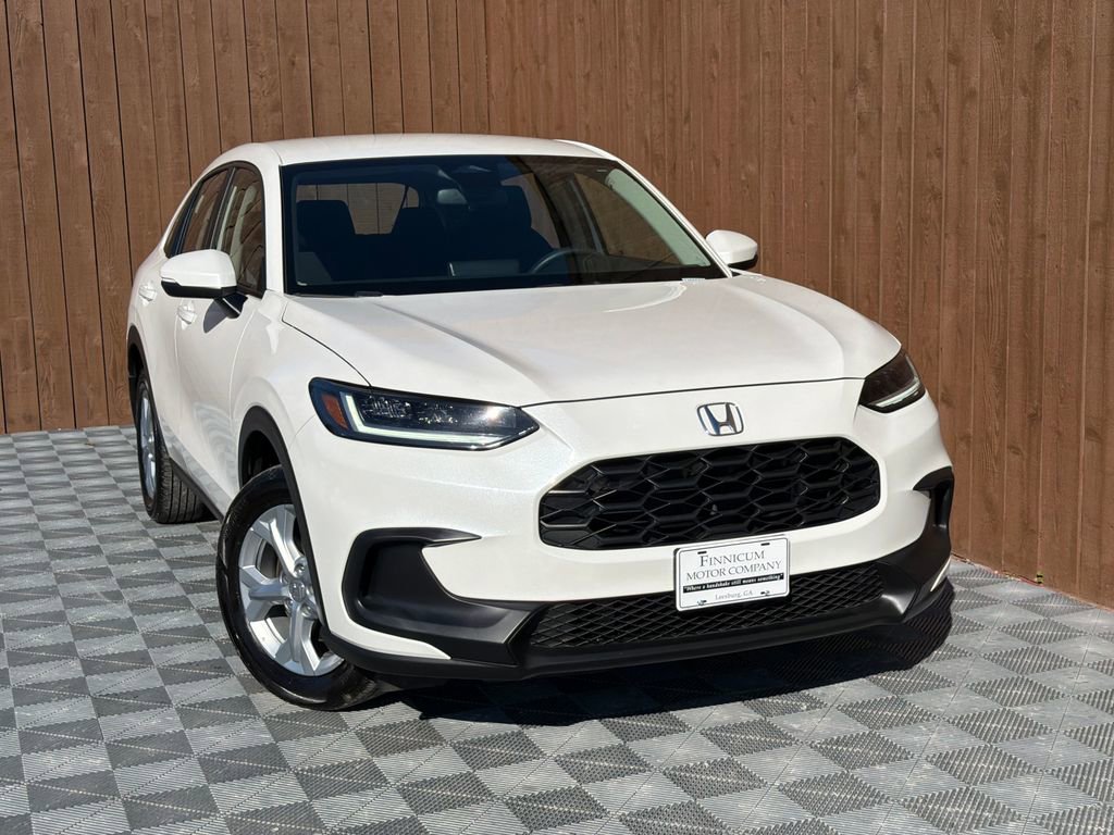 Used 2025 Honda HR-V LX image 9