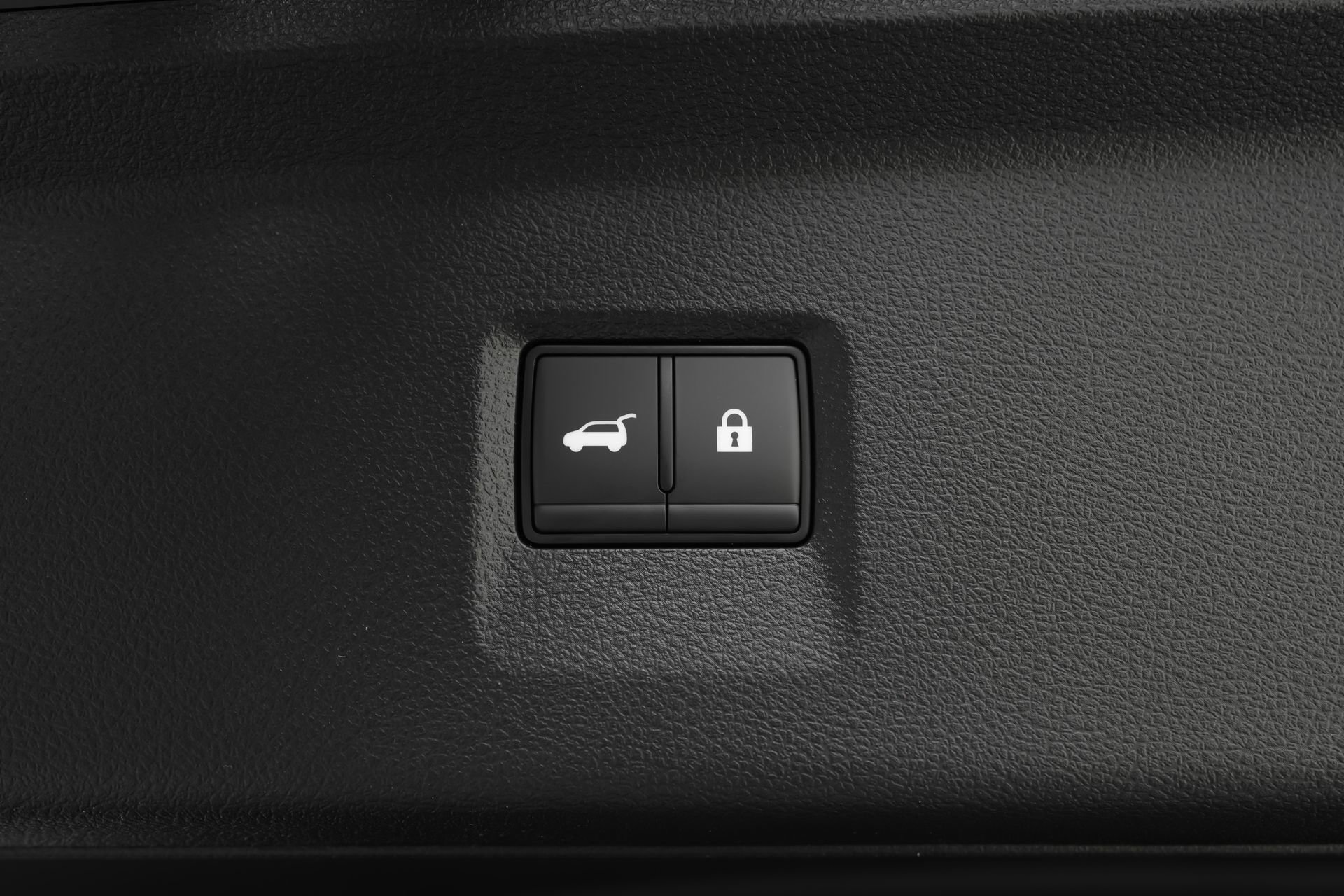 New 2026 INFINITI QX60 Luxe w/ Family Package image 32