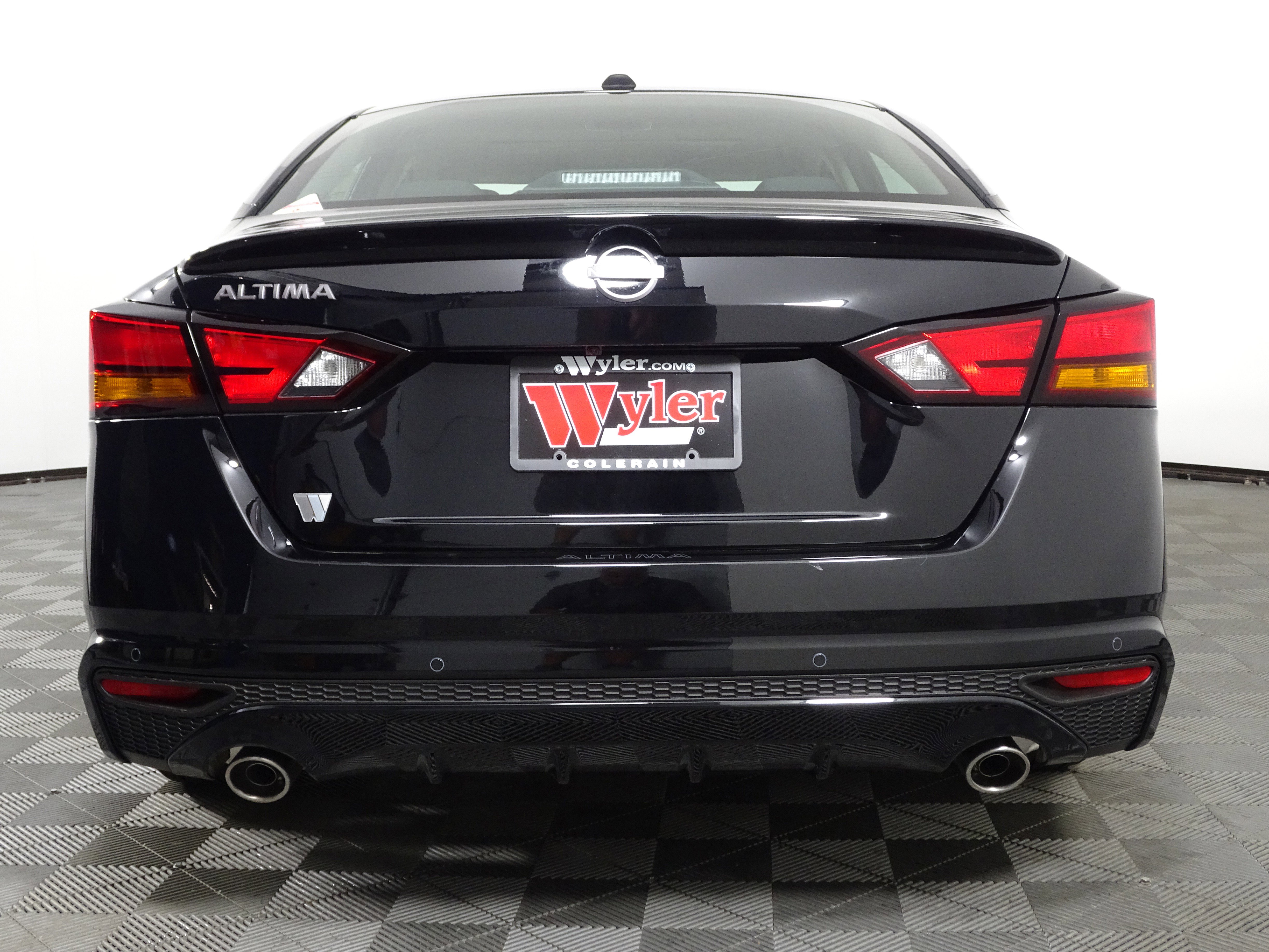 New 2025 Nissan Altima 2.5 SV w/ SV Special Edition Package image 18