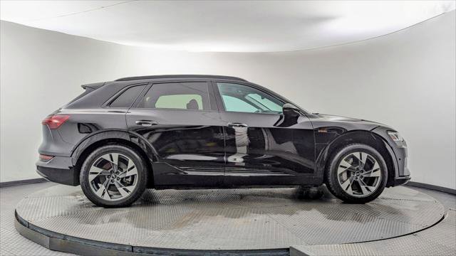 Used 2021 Audi e-tron Premium w/ Convenience Plus Package image 6