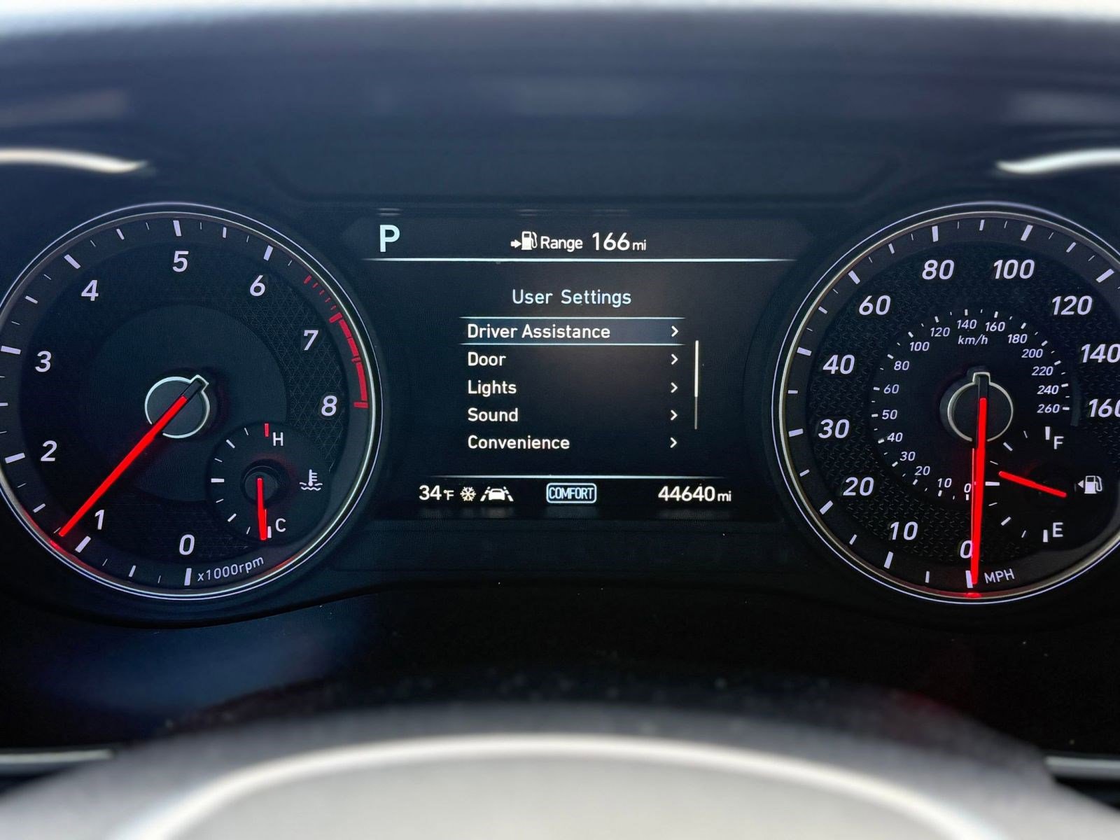 Used 2019 Genesis G70 2.0T Advanced image 18