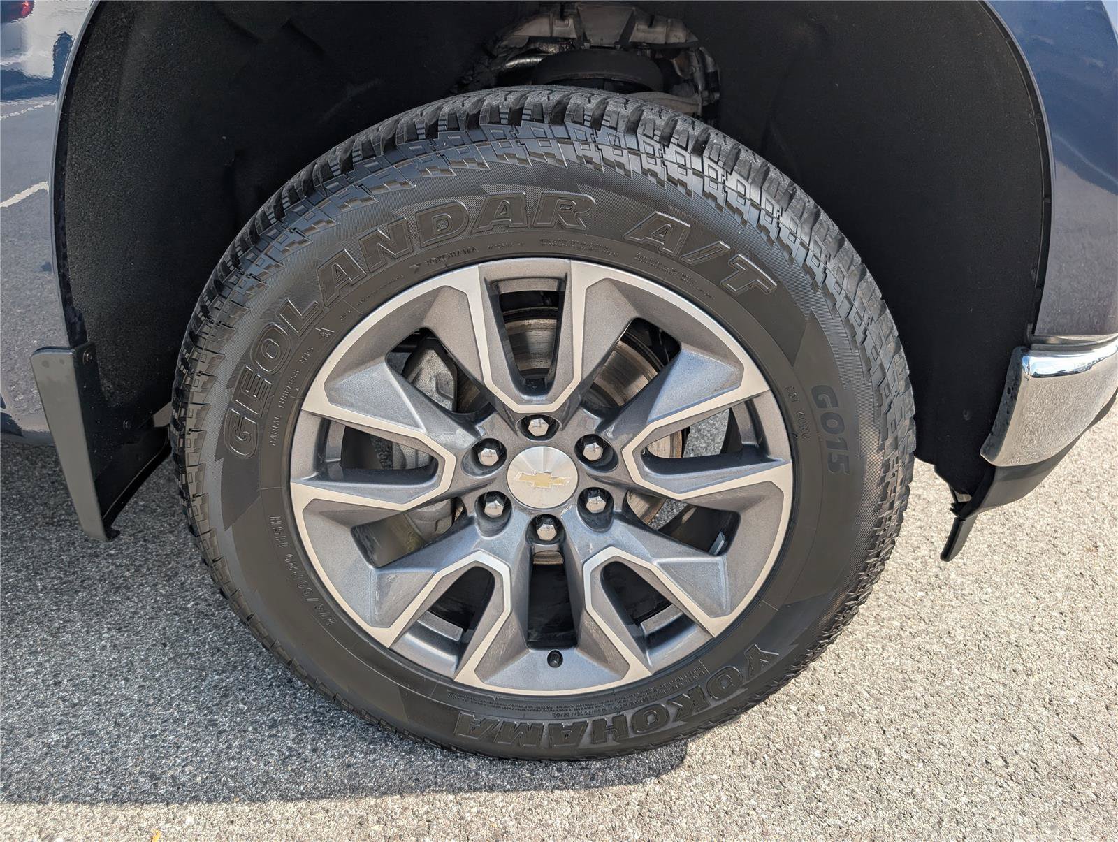 Used 2020 Chevrolet Silverado 1500 LT w/ All-Star Edition AWD/4WD image 9