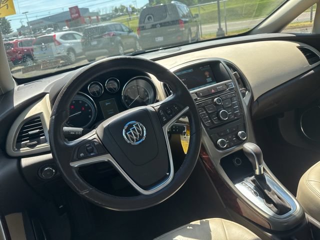 Used 2012 Buick Verano FWD image 12