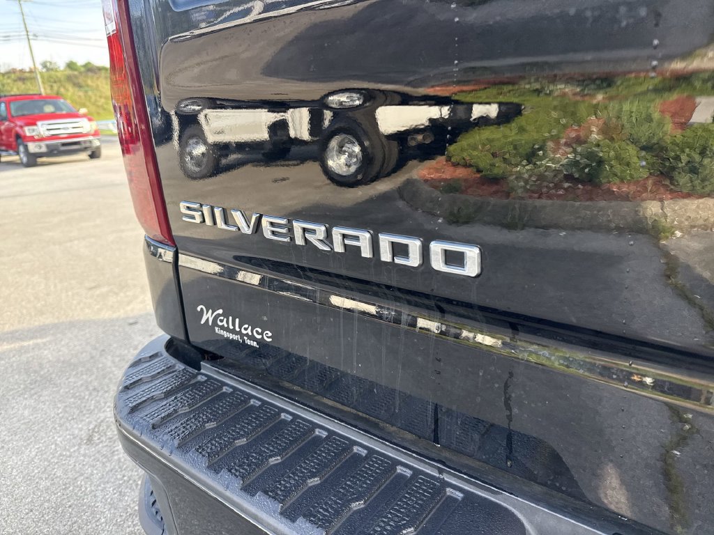 Used 2024 Chevrolet Silverado 1500 Custom Trail Boss AWD/4WD image 7