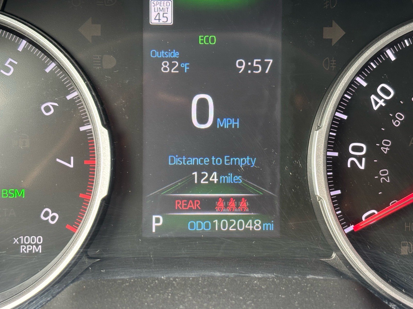 Used 2022 Toyota RAV4 LE FWD image 14
