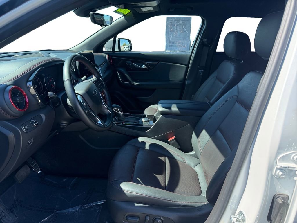 Certified 2023 Chevrolet Blazer RS w/ Driver Confidence II Package image 10