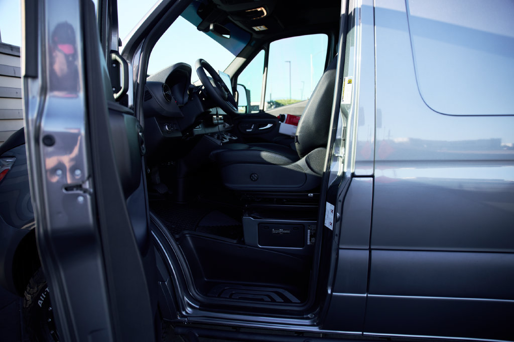 Used 2021 Mercedes-Benz Sprinter 2500 image 33