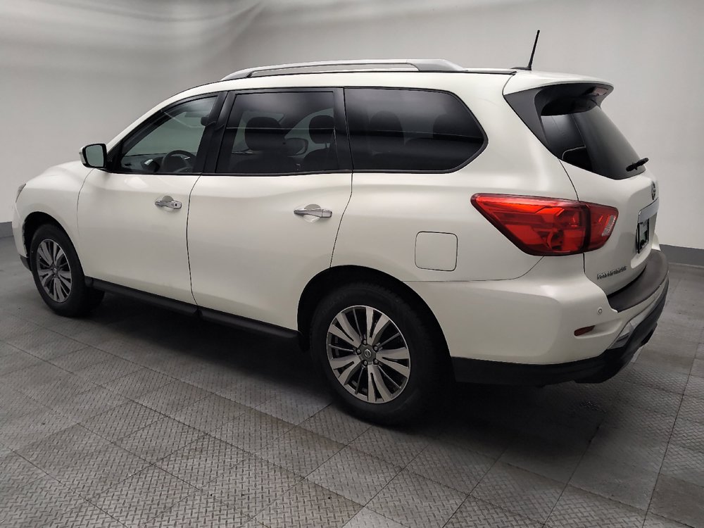 Used 2018 Nissan Pathfinder SV AWD/4WD image 3