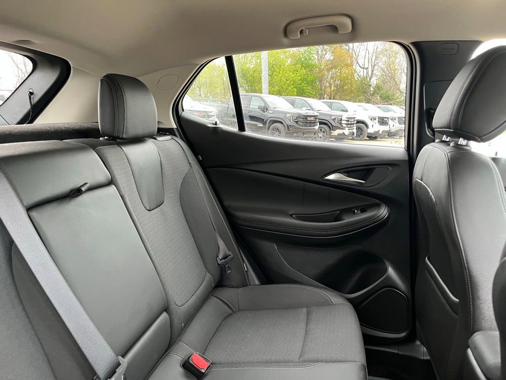Used 2023 Buick Encore GX Select w/ Safety Package II AWD/4WD image 36