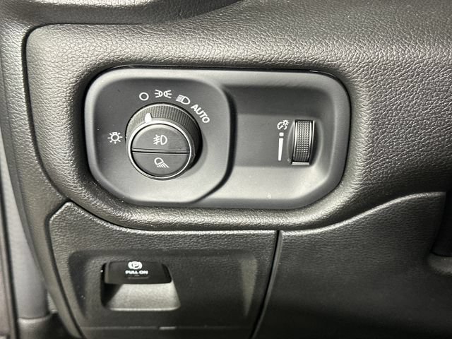 Used 2024 RAM 1500 Big Horn AWD/4WD image 18