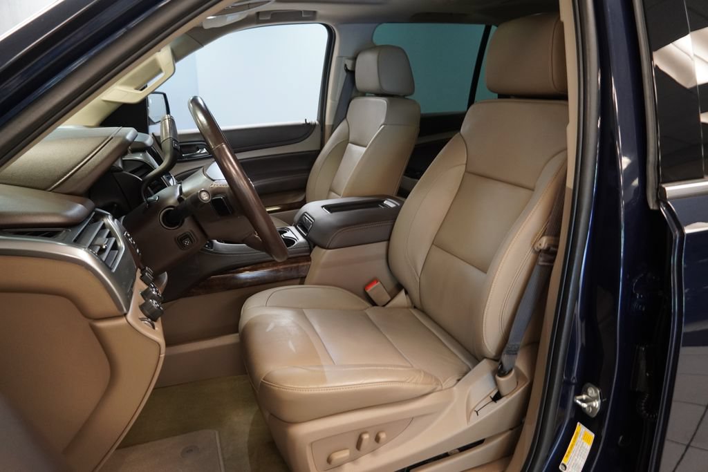 Used 2018 Chevrolet Tahoe LT AWD/4WD image 3