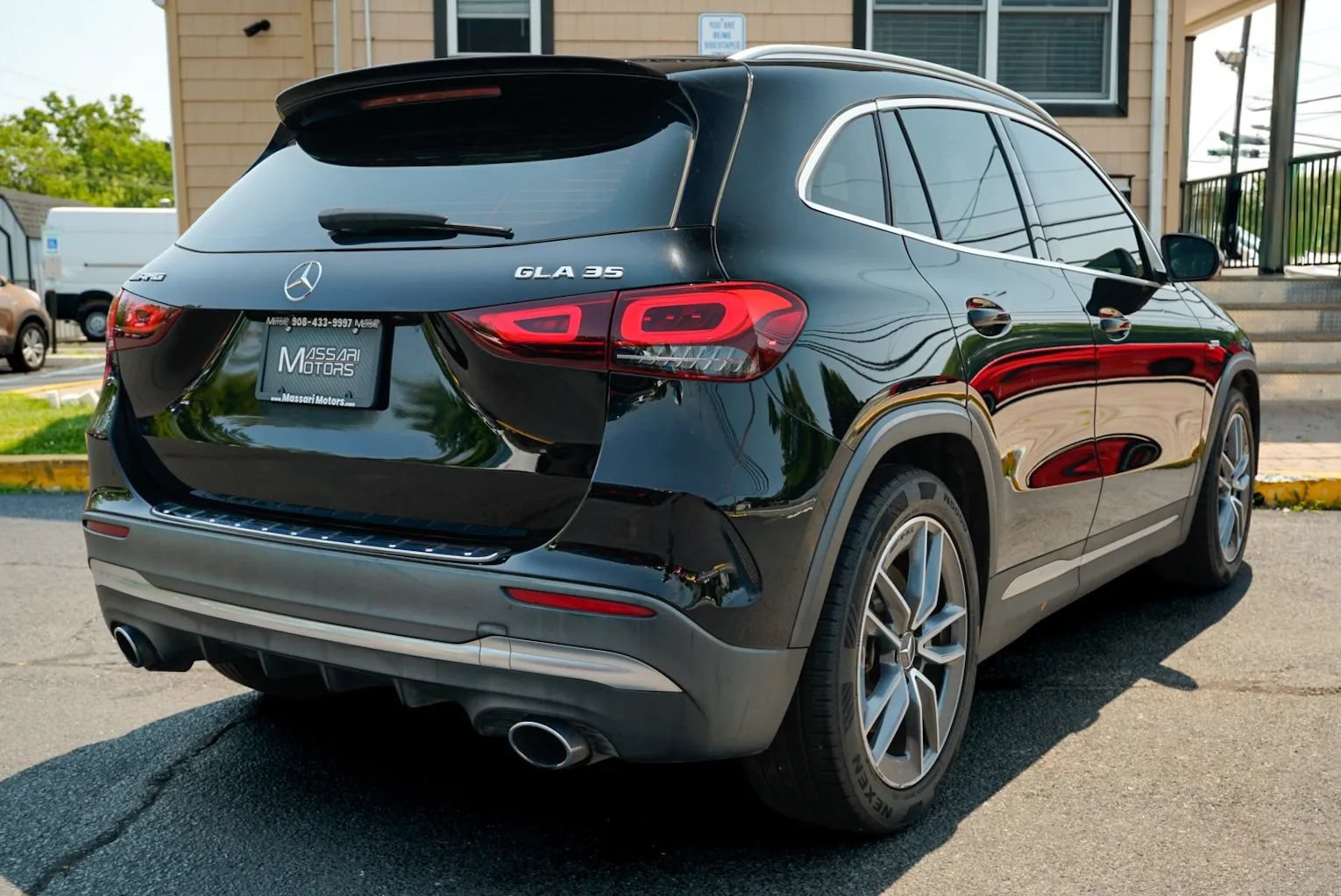 Used 2021 Mercedes-Benz GLA 35 AMG 4MATIC image 5
