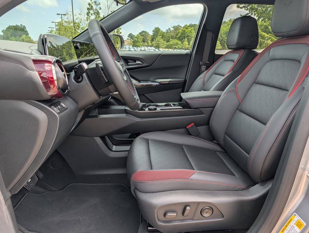 New 2027 Chevrolet Equinox RS w/ Convenience Package III FWD image 10