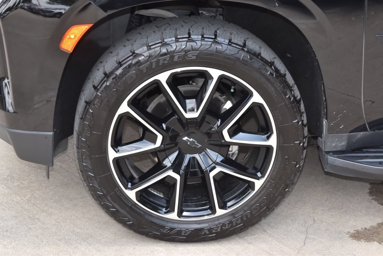 Used 2024 Chevrolet Tahoe RST w/ Luxury Package RWD image 40