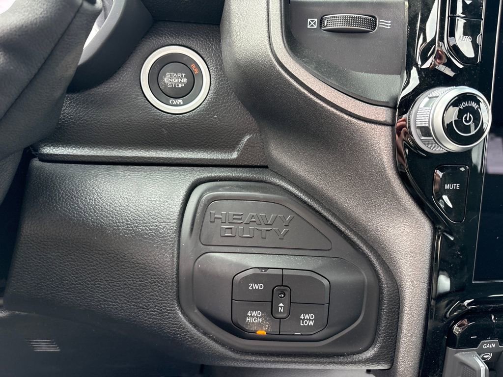 New 2026 RAM 3500 Tradesman AWD/4WD image 24