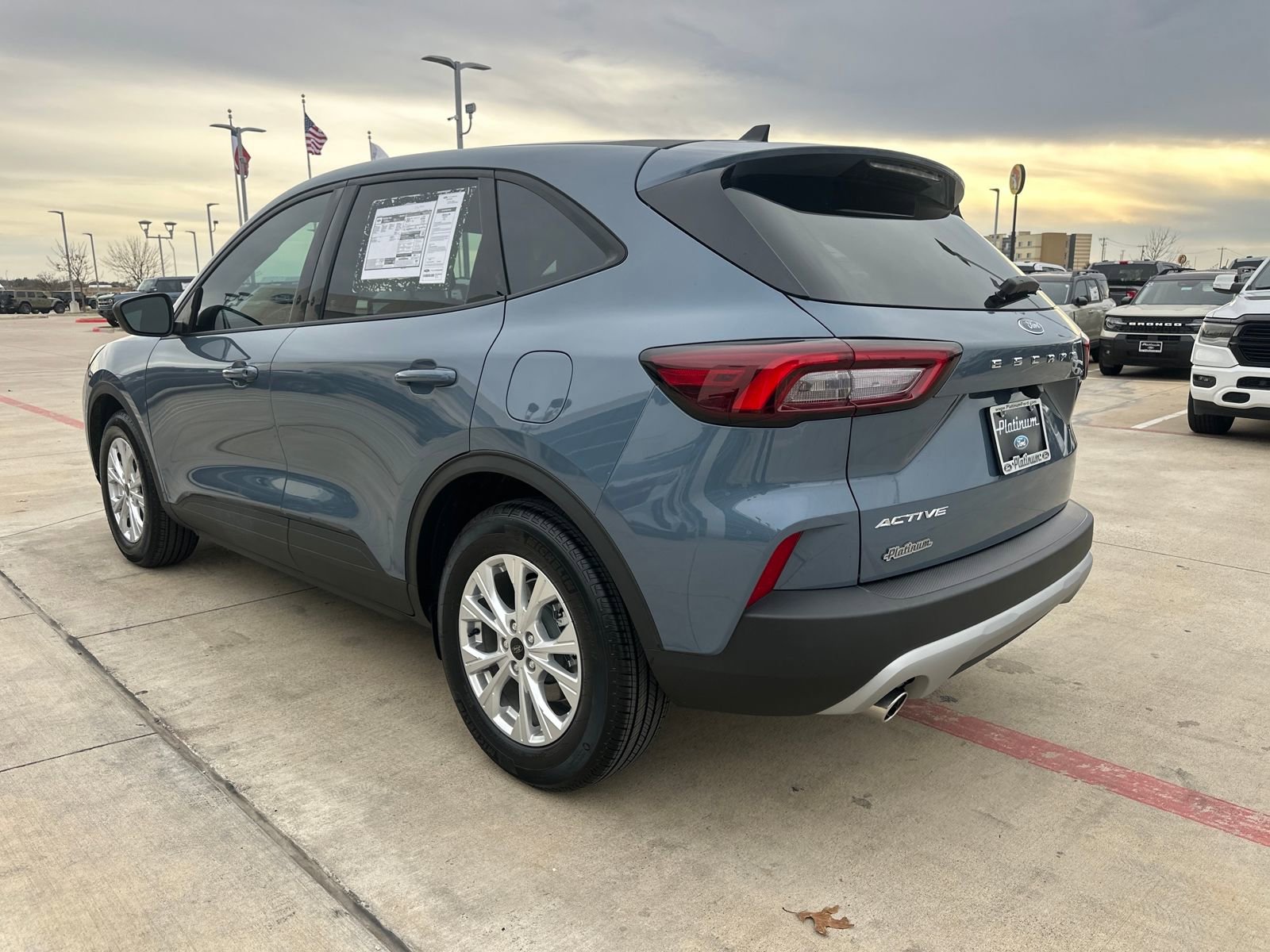 Used 2025 Ford Escape Active image 3