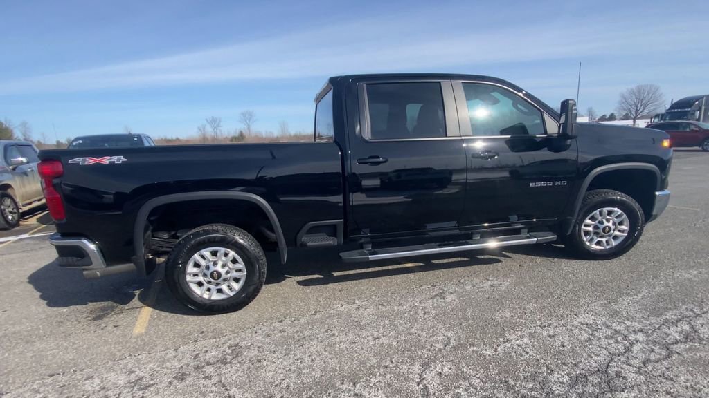 Certified 2025 Chevrolet Silverado 2500 LT w/ Convenience Package AWD/4WD image 2