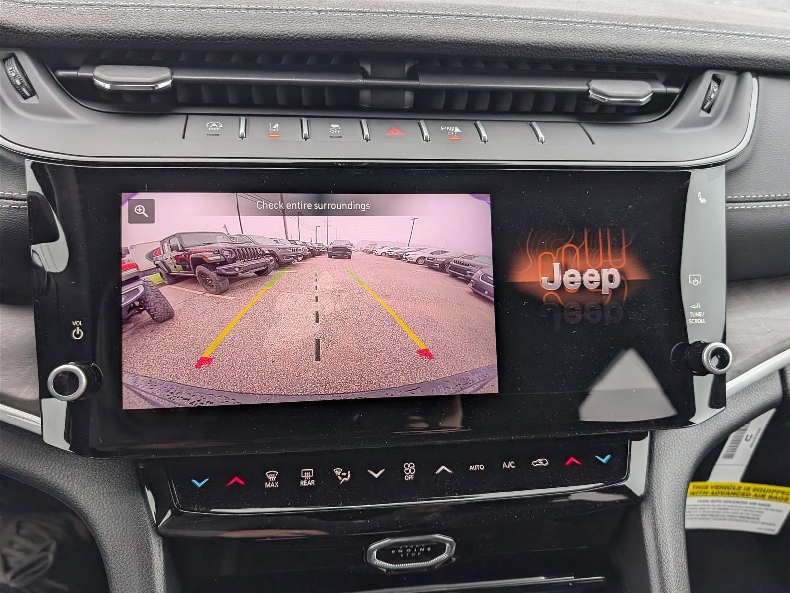 New 2026 Jeep Grand Cherokee Altitude AWD/4WD image 25